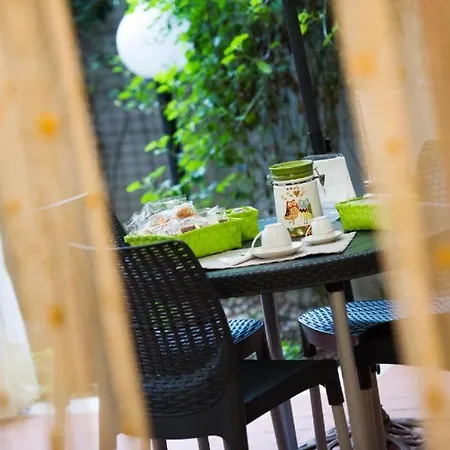Domus Al Parco Guest House-2